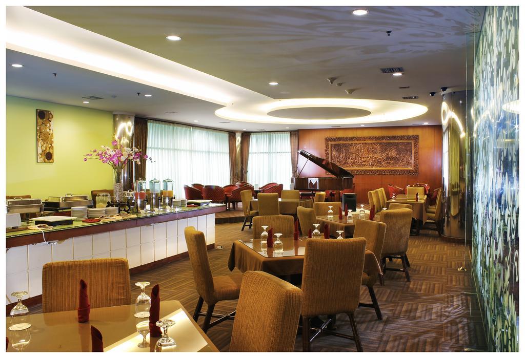 Sanno Hotel Jakarta Exterior photo